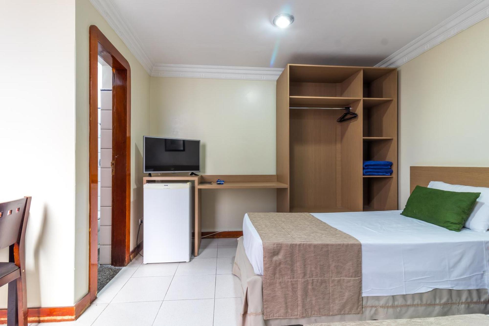 Umuarama Plaza Hotel By Castelo Itaipava Goiania Exterior photo